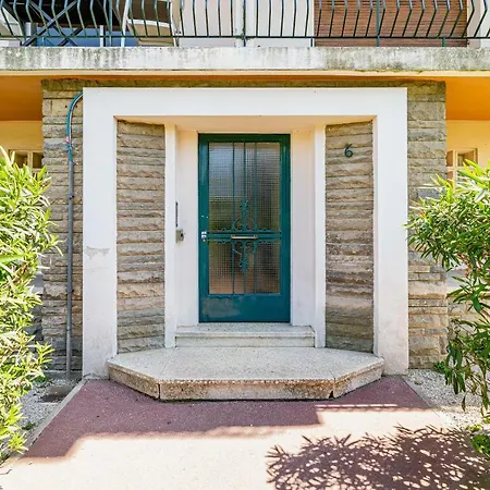 Cassis Le Marignan- Rdc - Garage - Classe 3 Etoiles Exterior photo